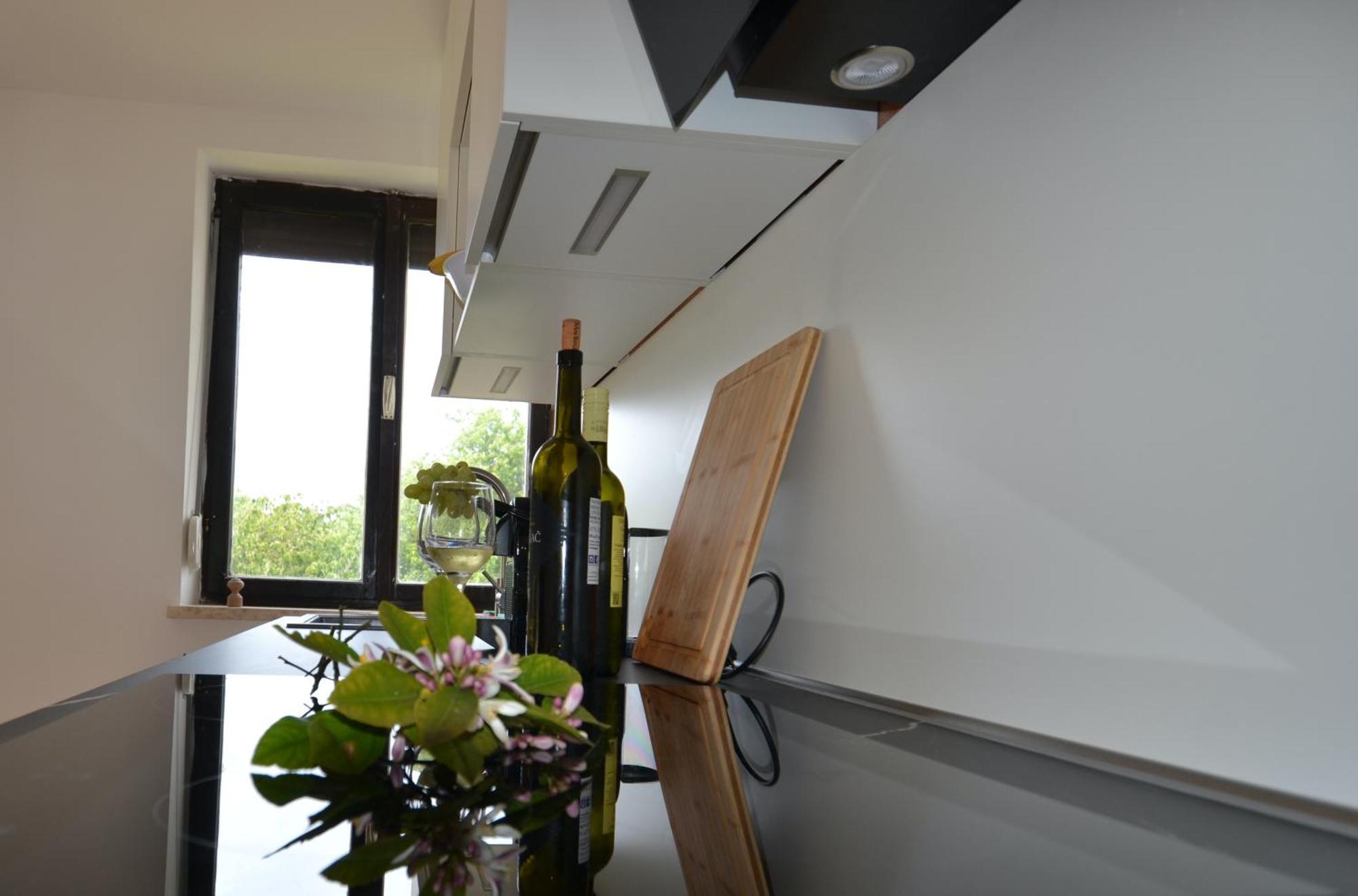 Villa Kadinela, 200M From Kamenjak, Huge Quiet Garden With Barbecue, 2 New Kitchens 普莱曼图拉 外观 照片