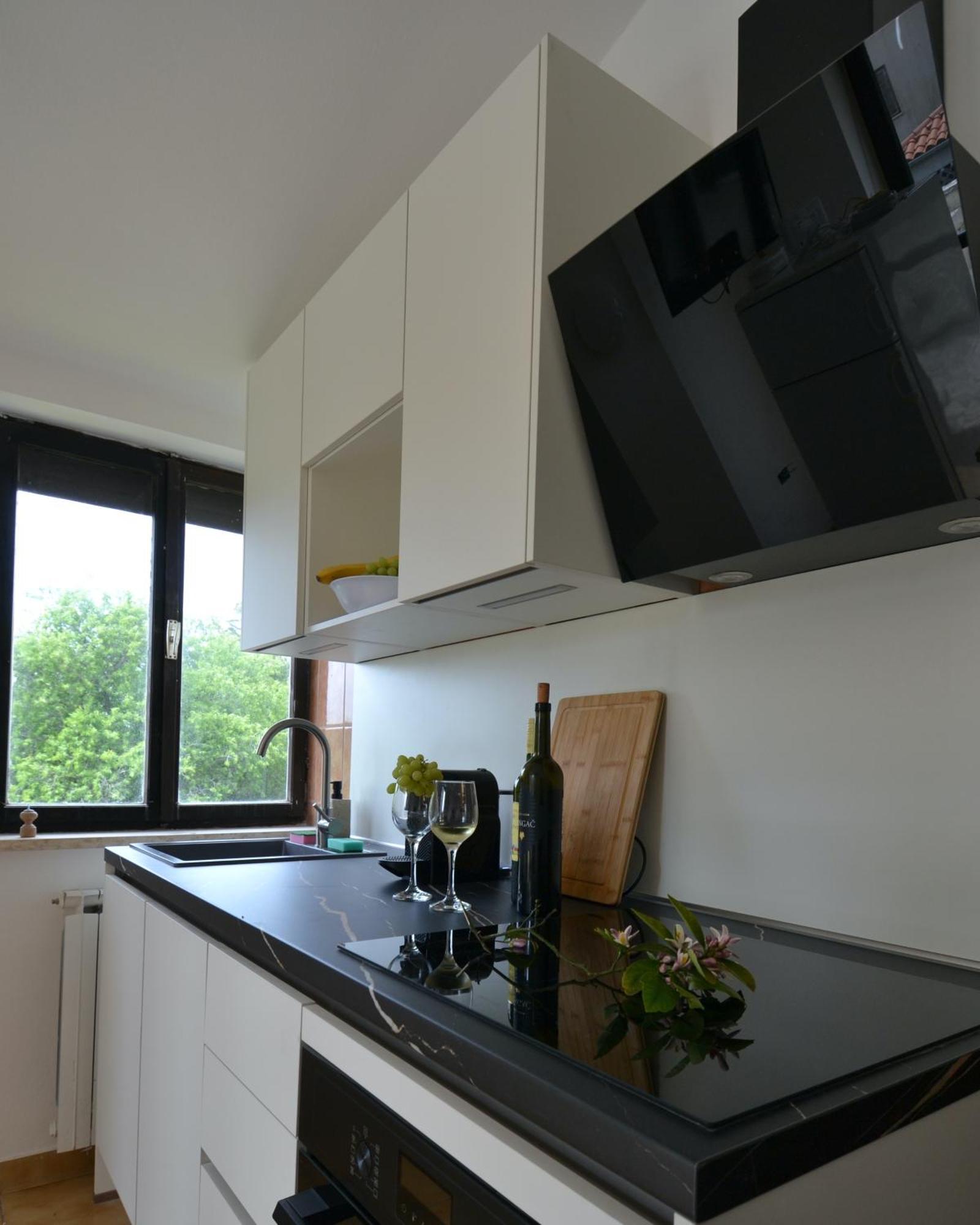 Villa Kadinela, 200M From Kamenjak, Huge Quiet Garden With Barbecue, 2 New Kitchens 普莱曼图拉 外观 照片
